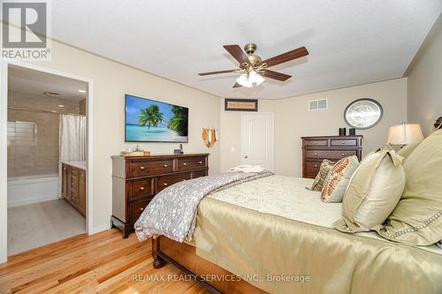 8 Inwood Place, Brampton, ON - Indoor Photo Showing Bedroom