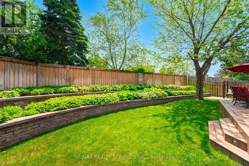 8 Inwood Place, Brampton, ON - Outdoor With Backyard