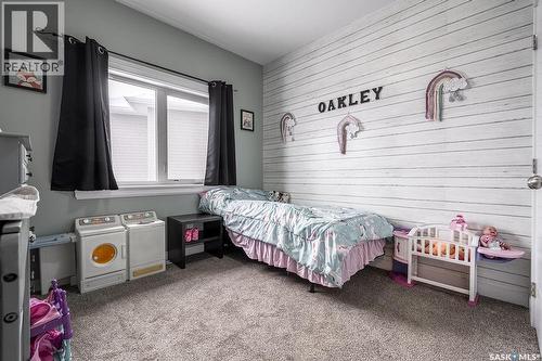 712 Maple Court, Warman, SK - Indoor Photo Showing Bedroom