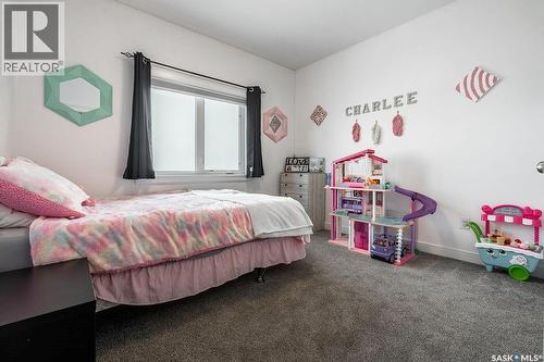 712 Maple Court, Warman, SK - Indoor Photo Showing Bedroom