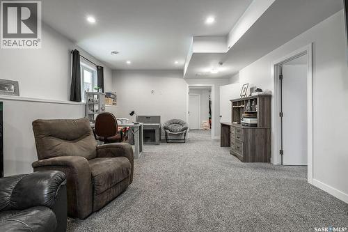 712 Maple Court, Warman, SK - Indoor