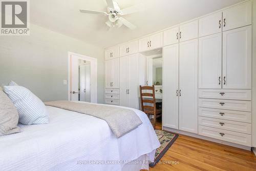 9 Mountview Avenue, Huntsville (Chaffey), ON - Indoor Photo Showing Bedroom