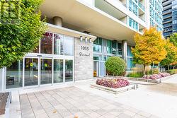 105 - 1055 SOUTHDOWN ROAD  Mississauga, ON L5J 0A3