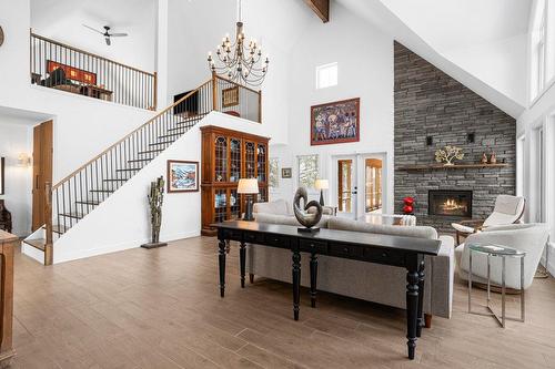 Salon - 207 Mtée Du Val-De-Loire, Saint-Adolphe-D'Howard, QC - Indoor With Fireplace