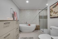 Ensuite bathroom - 