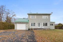 99 Rue Hamilton  Châteauguay, QC J6J 1J3