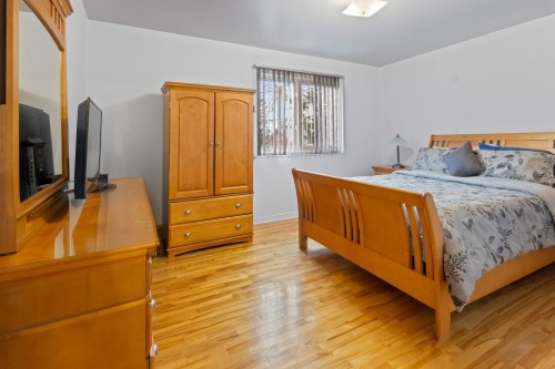 Chambre à coucher principale - 99 Rue Hamilton, Châteauguay, QC - Indoor Photo Showing Bedroom