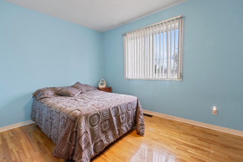 Chambre à coucher - 99 Rue Hamilton, Châteauguay, QC - Indoor Photo Showing Bedroom