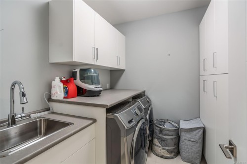 266 Crestline Terr, Nanaimo, BC 