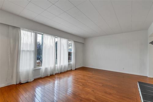 4214 34 Street, Vernon, BC - Indoor Photo Showing Other Room
