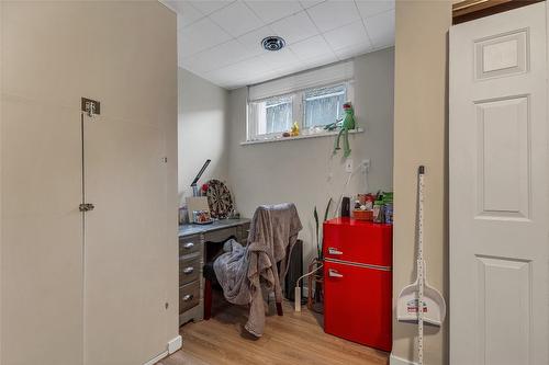 4214 34 Street, Vernon, BC - Indoor Photo Showing Other Room