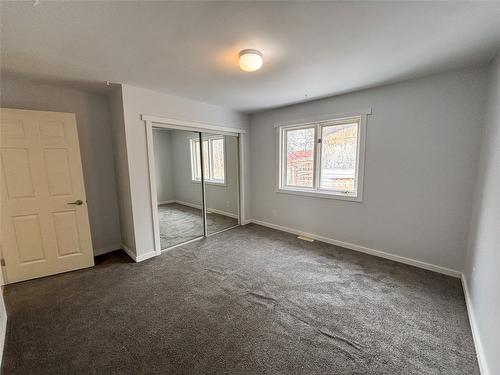 2866 95 Highway, Brisco, BC - Indoor Photo Showing Other Room