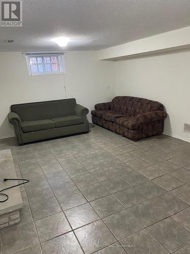 80 Keyworth Trail, Toronto, ON - Indoor