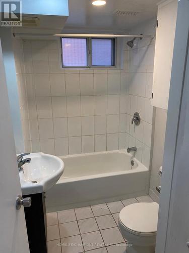 80 Keyworth Trail, Toronto, ON - Indoor Photo Showing Bathroom