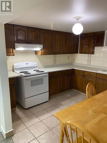 80 Keyworth Trail, Toronto, ON - Indoor Photo Showing Kitchen