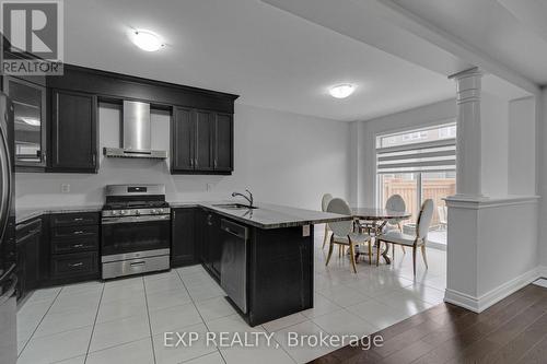 15 Benhurst Crescent, Brampton, ON - Indoor Photo Showing Kitchen