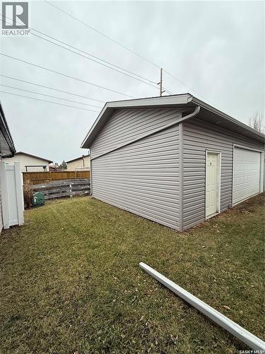 83 Young Crescent, Regina, SK - Outdoor With Exterior