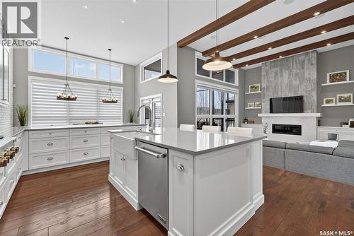 3406 Green Brook Road, Regina, SK - Indoor Photo Showing Kitchen With Upgraded Kitchen