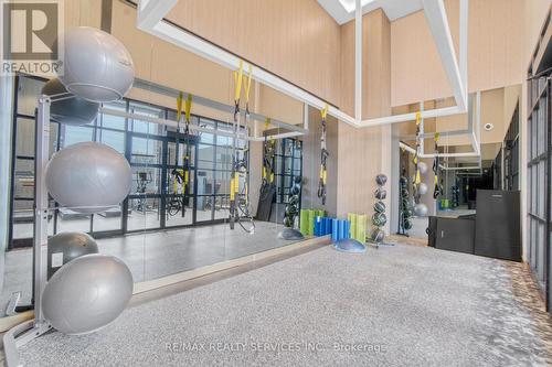 628 - 395 Dundas Street W, Oakville, ON - Indoor