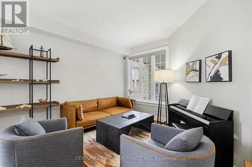 13 - 6834 Breanna Cardill Street, Ottawa, ON - Indoor Photo Showing Living Room