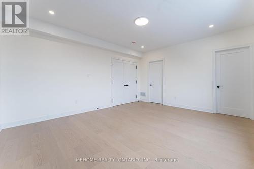 85 Post Oak Drive, Richmond Hill, ON - Indoor Photo Showing Other Room
