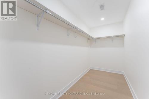 85 Post Oak Drive, Richmond Hill, ON - Indoor With Storage