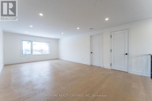 85 Post Oak Drive, Richmond Hill, ON - Indoor Photo Showing Other Room