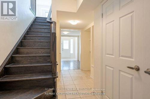 527 Fir Court, Milton, ON - Indoor Photo Showing Other Room