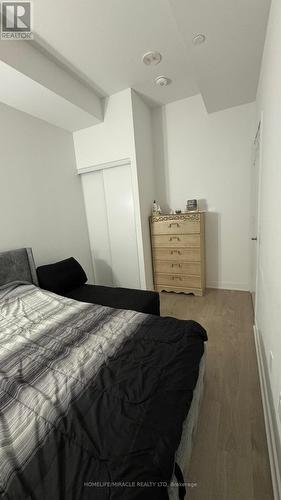 5411 - 3900 Confederation Parkway, Mississauga, ON - Indoor Photo Showing Bedroom