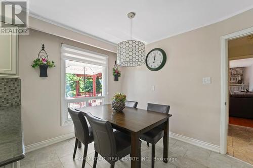 2032 Shannon Drive, Mississauga, ON - Indoor Photo Showing Dining Room
