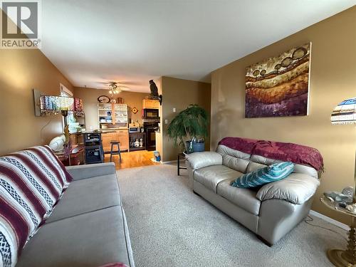 2126 68Th Avenue Unit# 402, Grand Forks, BC - Indoor Photo Showing Living Room