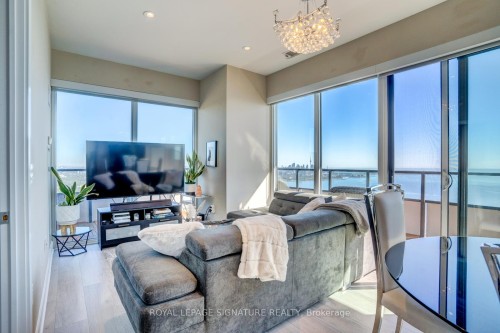 Lph05A-30 Shore Breeze Drive, Toronto, ON - Indoor