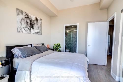 Lph05A-30 Shore Breeze Drive, Toronto, ON - Indoor Photo Showing Bedroom