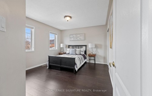 3849 Talias Crescent, Mississauga, ON - Indoor Photo Showing Bedroom