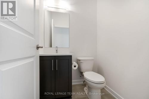 91 Gartersnake Way, Ottawa, ON - Indoor Photo Showing Bathroom