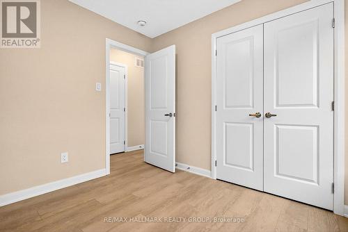 348 Raheen Court Ottawa Circuit, Ottawa, ON - Indoor Photo Showing Other Room