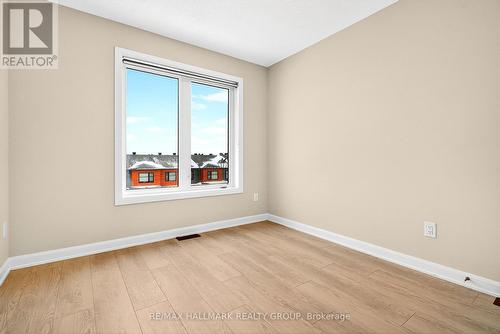 348 Raheen Court Ottawa Circuit, Ottawa, ON - Indoor Photo Showing Other Room
