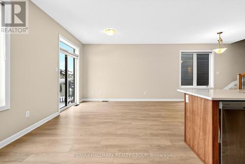 348 Raheen Court Ottawa Circuit, Ottawa, ON - Indoor Photo Showing Other Room