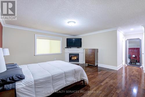 16 Fallgate Drive, Brampton, ON - Indoor Photo Showing Bedroom