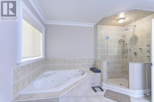 16 Fallgate Drive, Brampton, ON - Indoor Photo Showing Bathroom