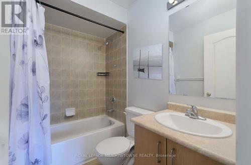 28 Norland Circle, Oshawa, ON - Indoor Photo Showing Bathroom