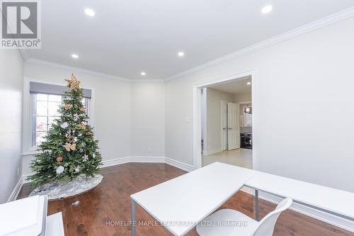 7 Southbury Manor Drive, Caledon, ON - Indoor Photo Showing Other Room