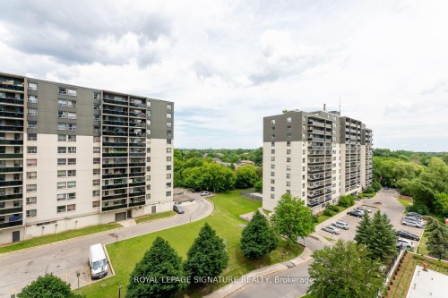 616-86 Dundas Street E, Mississauga, ON - Outdoor With Balcony With Facade