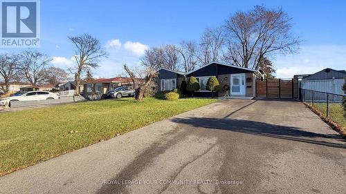 77 Goldcrest Road, Brampton, ON - Outdoor