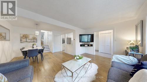 77 Goldcrest Road, Brampton, ON - Indoor Photo Showing Living Room