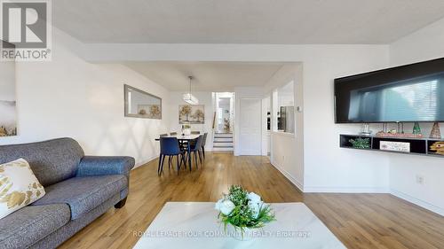 77 Goldcrest Road, Brampton, ON - Indoor Photo Showing Living Room
