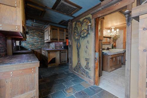Kitchen - 340  - 342 Rue Notre-Dame, Granby, QC - Indoor Photo Showing Other Room