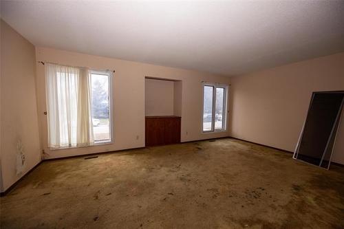 11 Upton Pl, Winnipeg, MB 