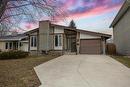 11 Upton Pl, Winnipeg, MB 