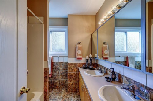 3685 Planta Rd, Nanaimo, BC 